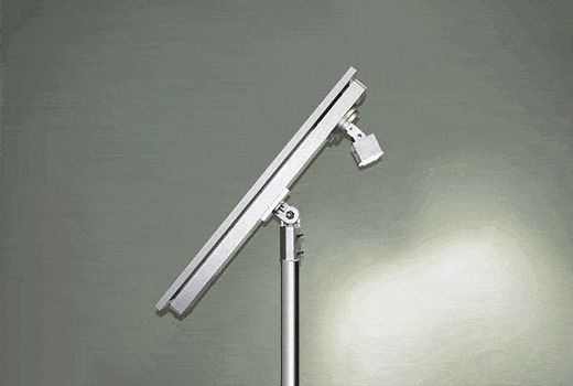 Solar Street Light that can tilt in any direction to face north
